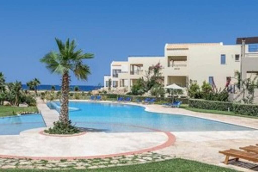 Odyssey Beach Front Apartment Chania  Exteriör bild