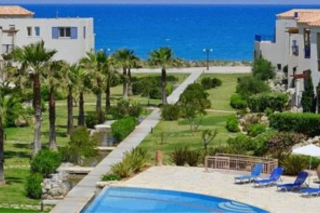 Odyssey Beach Front Apartment Chania  Exteriör bild